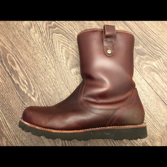 Ugg shoes, fairly new, men size 9 - Picture 2 of 5